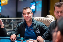 WSOPE Platinum High Roller: Světový šampion Hossein Ensan útočí na svůj druhý náramek
