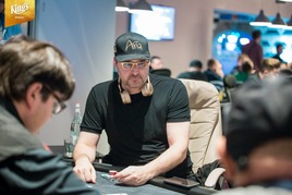 Hellmuth vs Negreanu: Sázkové kanceláře favorizují Hellmutha!