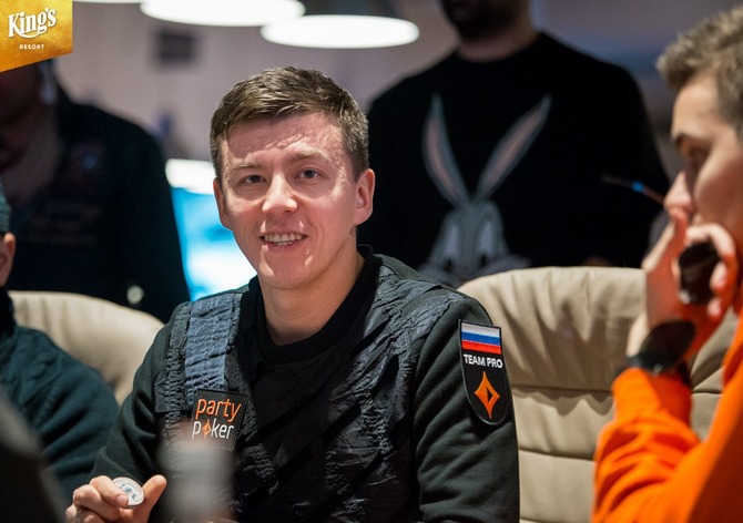 WSOPE €100K Diamond High Roller FT: Filatov na velkém chipleadu, Ivey na deseti blindech!