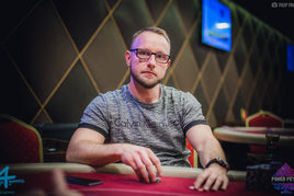 G4G: PF Super High Roller po prvním dni chipleaduje Blonďák!