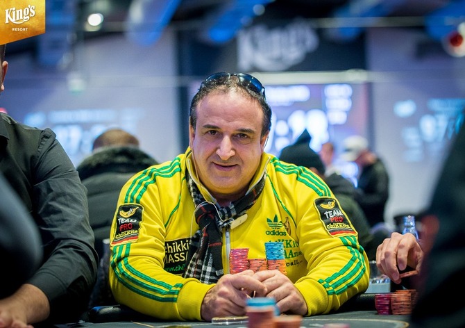 GPD €300K GTD: ChiKKita chipleaderem, postupují i tři Češi