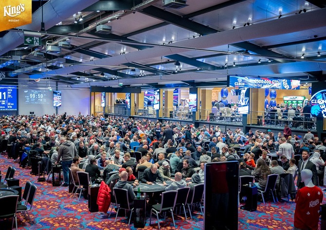 GPD €300K GTD: Ze dne 1B prošlo 50 hráčů