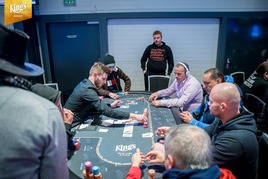 King&#039;s: Do finálového dne Czech Poker Masters postoupilo 42 hráčů, z toho 8 Čechů