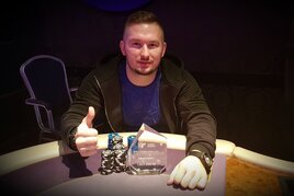 XMAS Party na Lukách skončila 5-way dealem, ve kterém si trofej vyloudil Michal Čorňák