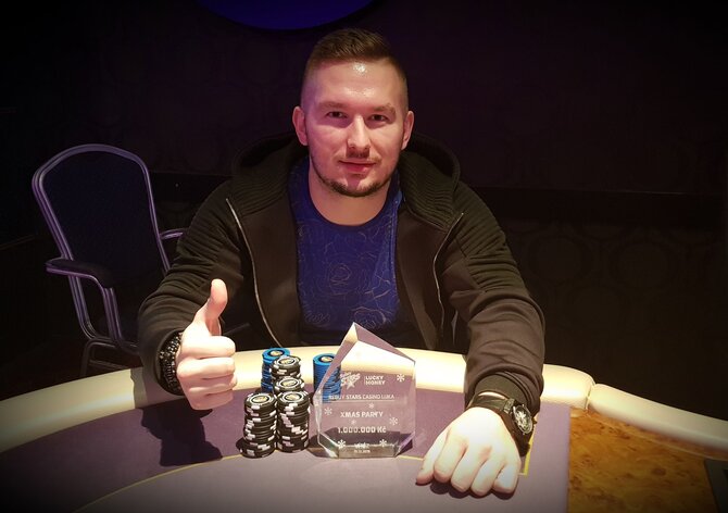 XMAS Party na Lukách skončila 5-way dealem, ve kterém si trofej vyloudil Michal Čorňák